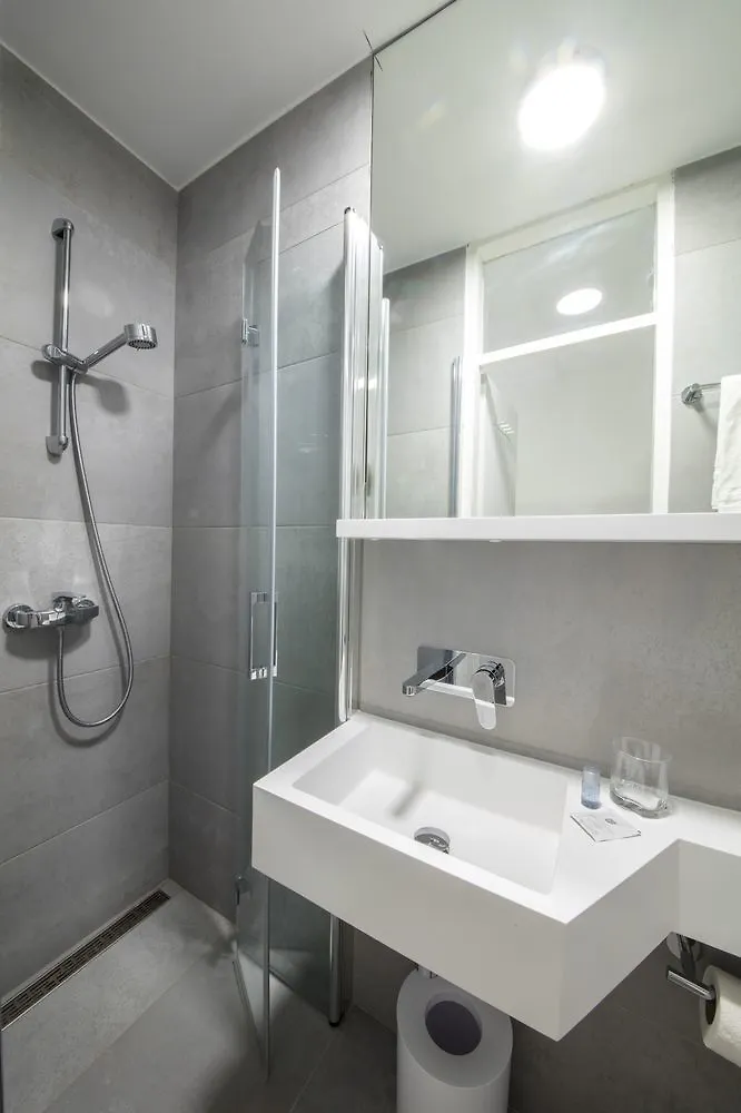 Bed And Breakfast Saint Alliance Crikvenica Bed & Breakfast